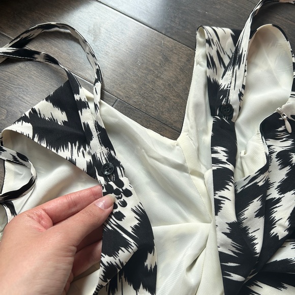 Black and White Animal Print in Soft Silky Fabric - Picture 5 of 8